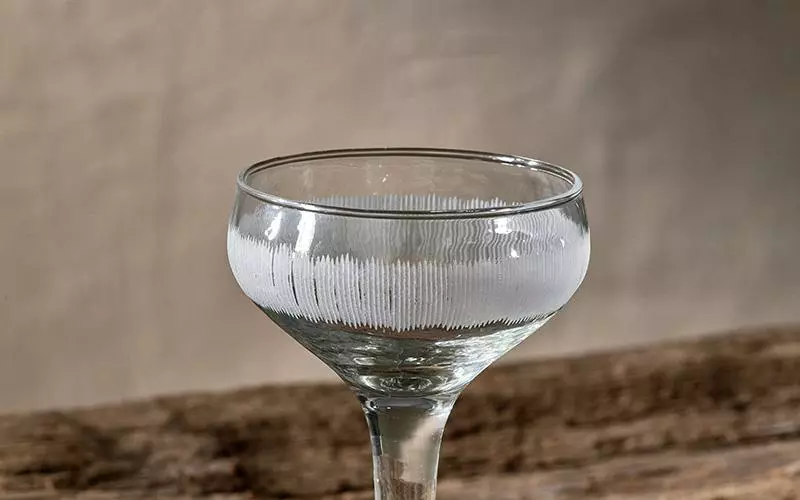 Nkuku Anara Etched Champagne Glass - Clear (Set Of 4) 5 Nkuku Anara Etched Champagne Glass - Clear (Set Of 4)