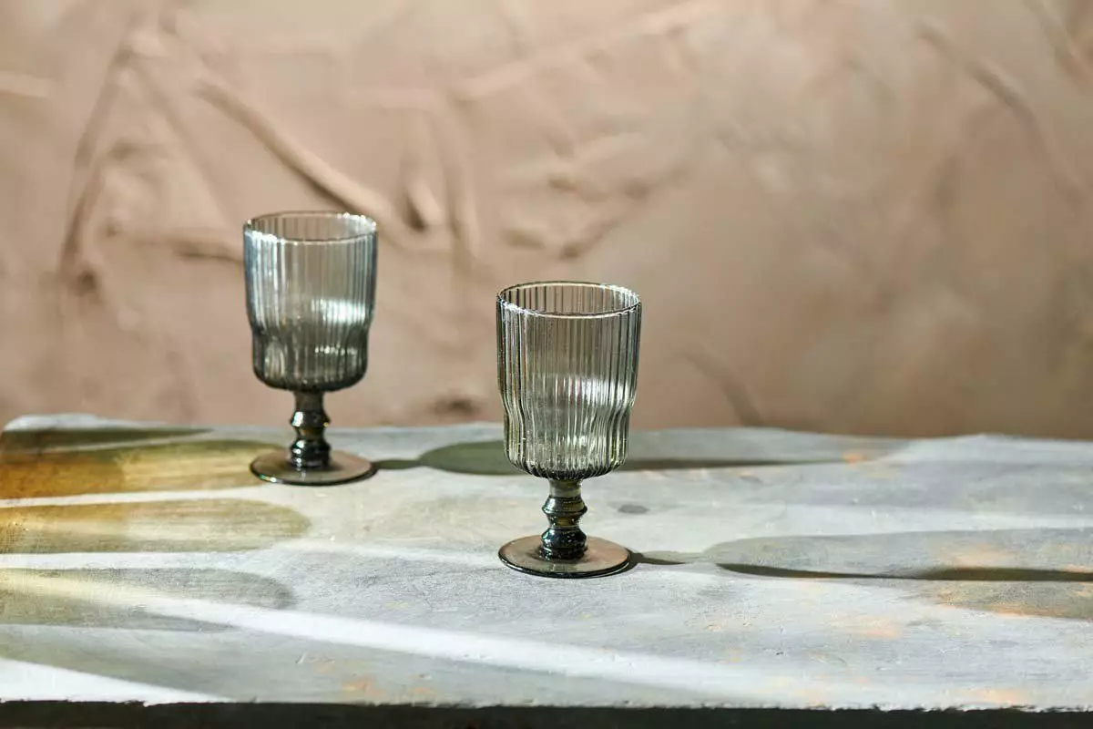 Nkuku Tableware Fali Wine Glass - Smoke (Set Of 4) 4 Nkuku Tableware Fali Wine Glass - Smoke (Set Of 4)