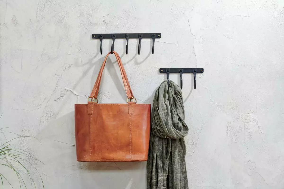 Nkuku Home Accessories Kuna Iron Hooks - Antique Black 3 Nkuku Home Accessories Kuna Iron Hooks - Antique Black