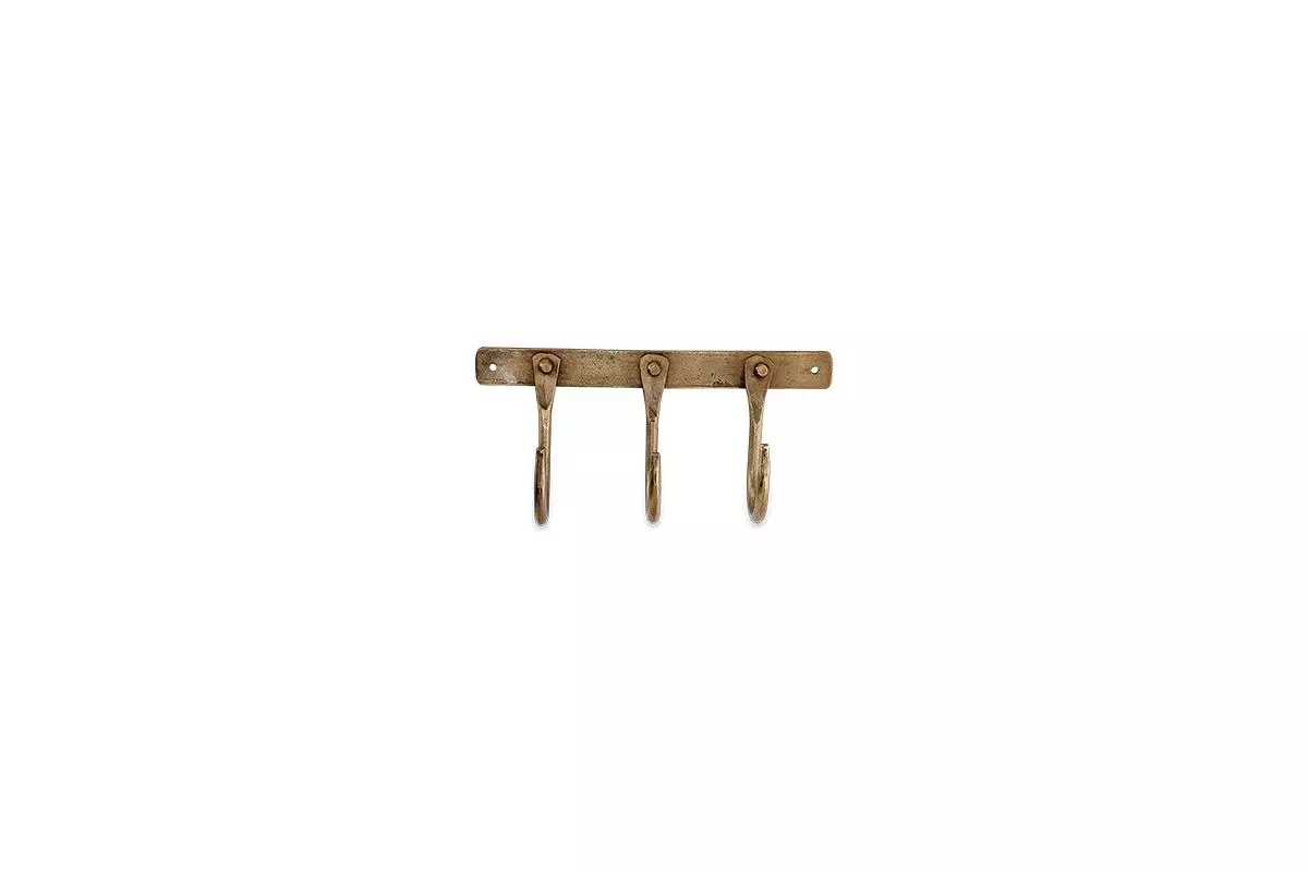 Nkuku Kuna Iron Hooks - Antique Brass Home Accessories 4 Nkuku Kuna Iron Hooks - Antique Brass Home Accessories