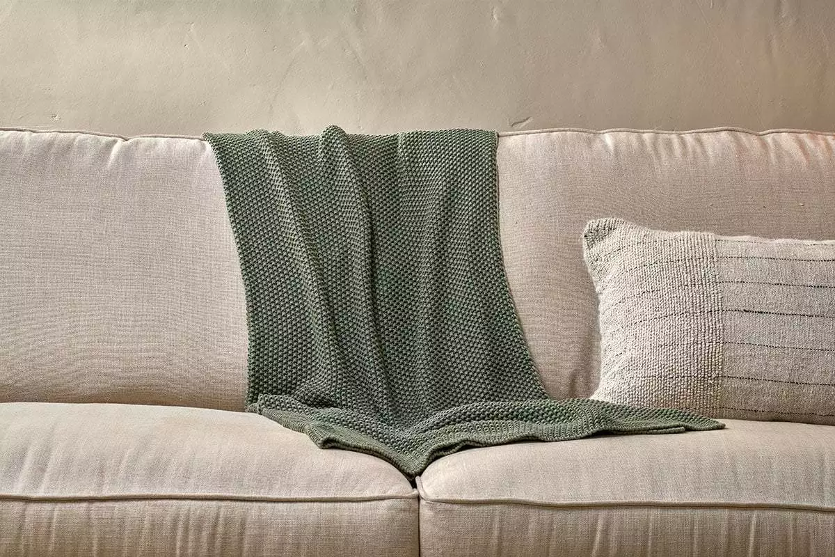 Nkuku Moss Stitch Cotton Throw - Forest Green 3 Nkuku Moss Stitch Cotton Throw - Forest Green