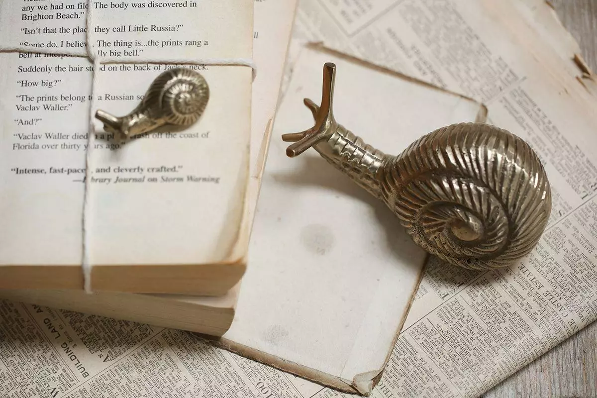 Nkuku Snail Paper Weight Home Accessories 4 Nkuku Snail Paper Weight Home Accessories