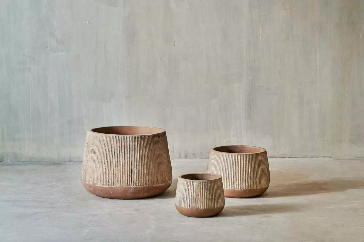 Nkuku Wampu Wide Planter - Distressed Terracotta Planters & Vases 4 Nkuku Wampu Wide Planter - Distressed Terracotta Planters & Vases