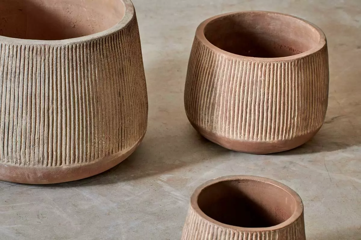 Nkuku Wampu Wide Planter - Distressed Terracotta Planters & Vases 6 Nkuku Wampu Wide Planter - Distressed Terracotta Planters & Vases